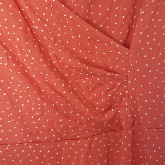 Pretty peach dress 🍑 - Picture 3 of 4